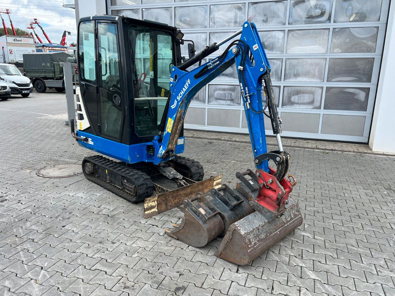 Mini excavator Terex TC16 / 2017 / 1.769h / Löffelpaket / Powertilt: picture 10 Mini excavator Terex TC16 / 2017 / 1.769h / Löffelpaket / Powertilt: picture 10