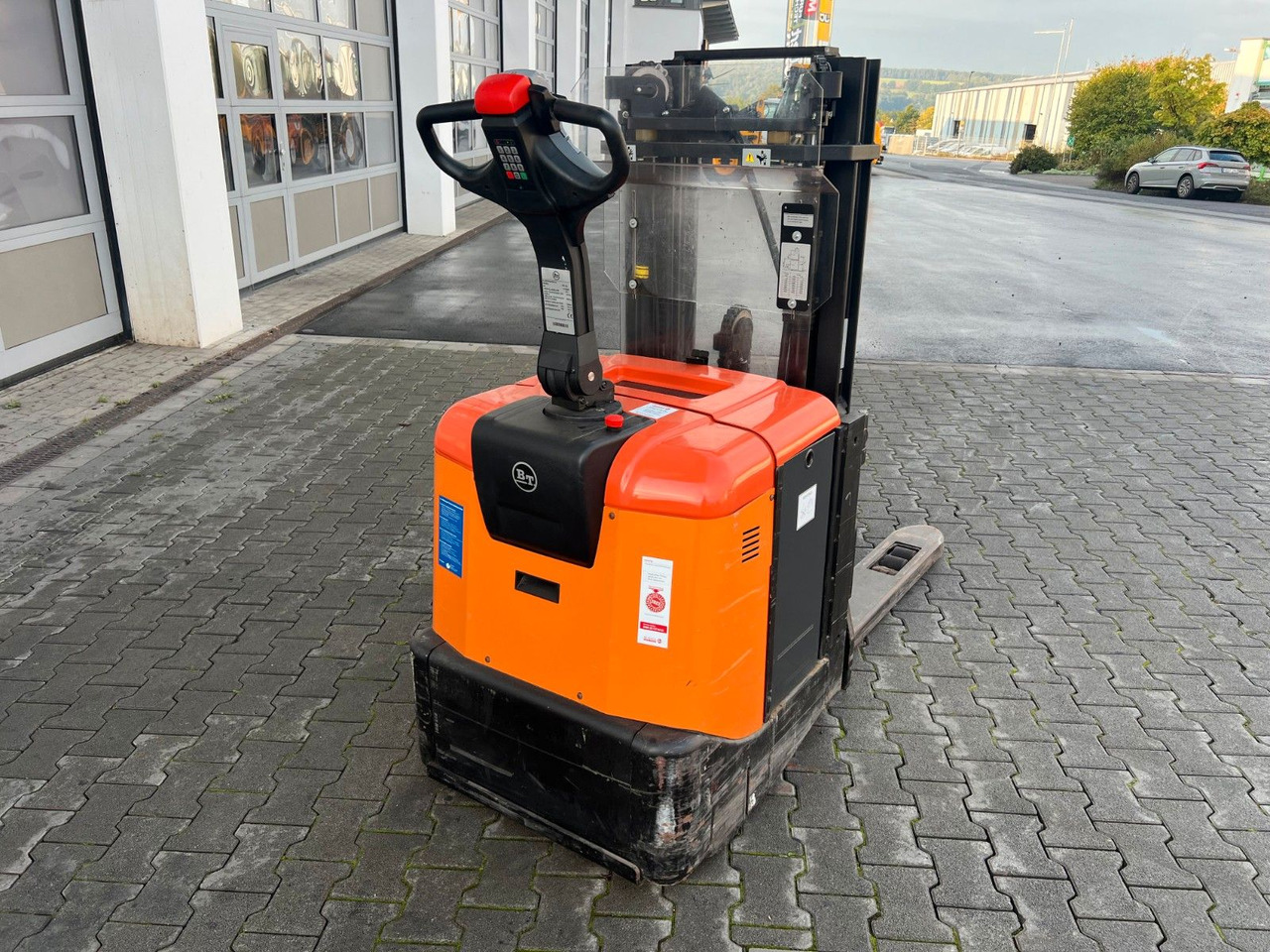 Toyota SPE 125 L / nur 382h ! / Hochhubwagen /  3.350mm - Stacker: picture 4 Toyota SPE 125 L / nur 382h ! / Hochhubwagen /  3.350mm - Stacker: picture 4