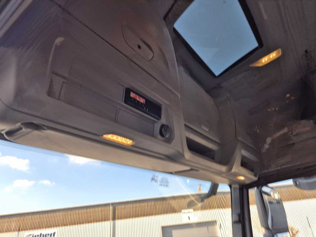Leasing of Iveco AS440X49T/P ON 4x4 HI-TRACTION Intarder 2x Bett  Iveco AS440X49T/P ON 4x4 HI-TRACTION Intarder 2x Bett: picture 14