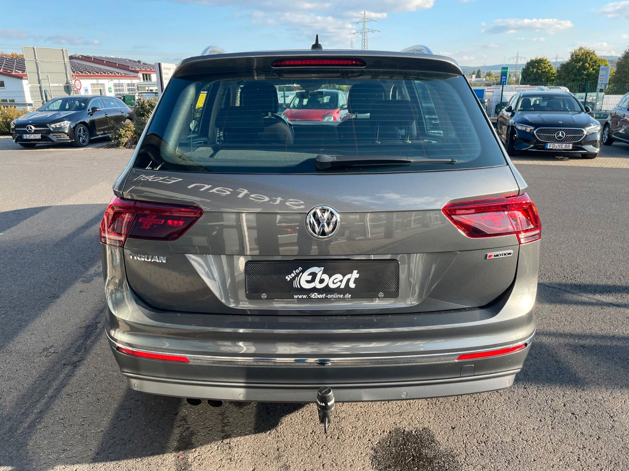 Volkswagen Tiguan 2.0 TSI Highline 4M AHK+LED+DAB+ACC+PDC - SUV: picture 4 Volkswagen Tiguan 2.0 TSI Highline 4M AHK+LED+DAB+ACC+PDC - SUV: picture 4