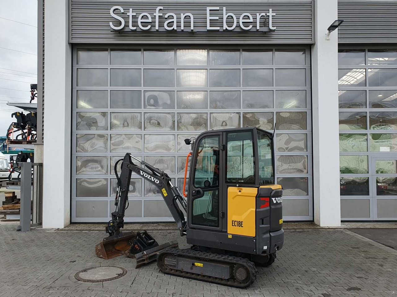 Volvo EC18E / nur 415h! / MS01 / 2021 / inkl 2x Löffel - Mini excavator: picture 5 Volvo EC18E / nur 415h! / MS01 / 2021 / inkl 2x Löffel - Mini excavator: picture 5