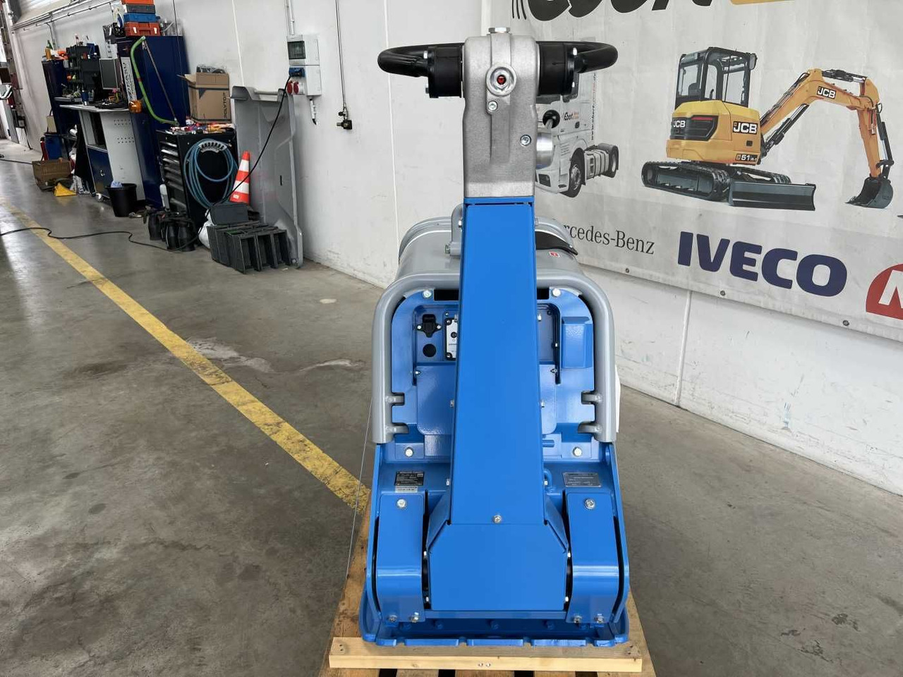 Weber CR 8 MDM Hatz-Diesel / 601kg / DEMO / 2022 - Vibratory plate: picture 5 Weber CR 8 MDM Hatz-Diesel / 601kg / DEMO / 2022 - Vibratory plate: picture 5