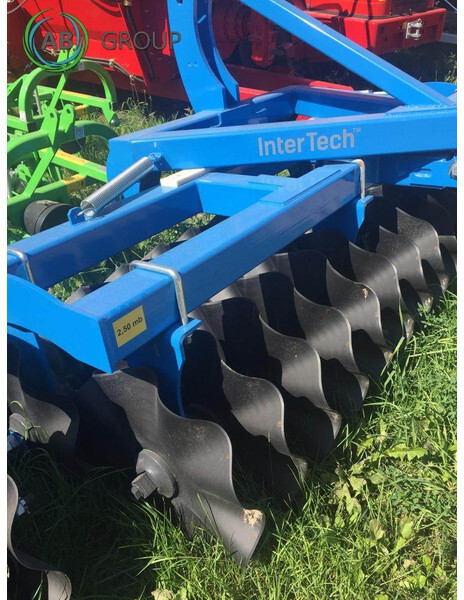 Inter-Tech agregat przedni talerzowy 2.5 m - Disc harrow: picture 2 Inter-Tech agregat przedni talerzowy 2.5 m - Disc harrow: picture 2
