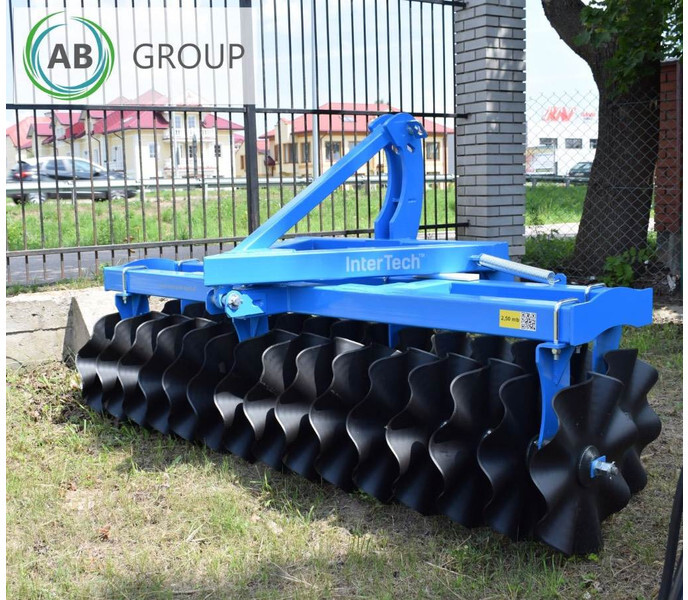 Inter-Tech agregat przedni talerzowy 2.5 m - Disc harrow: picture 4 Inter-Tech agregat przedni talerzowy 2.5 m - Disc harrow: picture 4