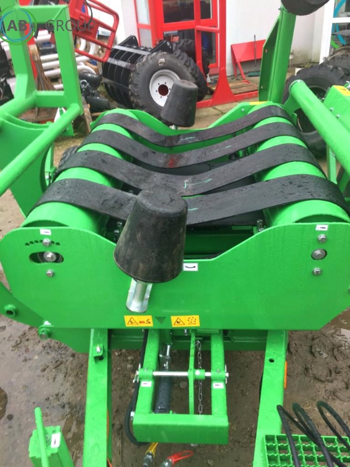 Inter-Tech self loading bale wrap GO01 - Bale wrapper: picture 4 Inter-Tech self loading bale wrap GO01 - Bale wrapper: picture 4