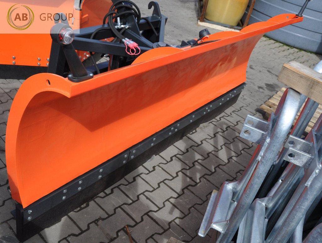 Metal-Technik snow plow 3.0 m category II - Snow plough for Agricultural machinery: picture 1 Metal-Technik snow plow 3.0 m category II - Snow plough for Agricultural machinery: picture 1