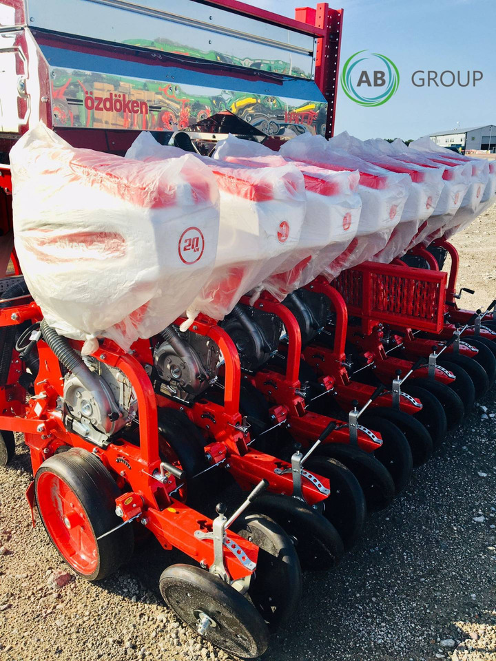 Ozdoken VPKT-DG8 eight-row pneumatic precision seeder with depth fertilization - Precision sowing machine: picture 5 Ozdoken VPKT-DG8 eight-row pneumatic precision seeder with depth fertilization - Precision sowing machine: picture 5