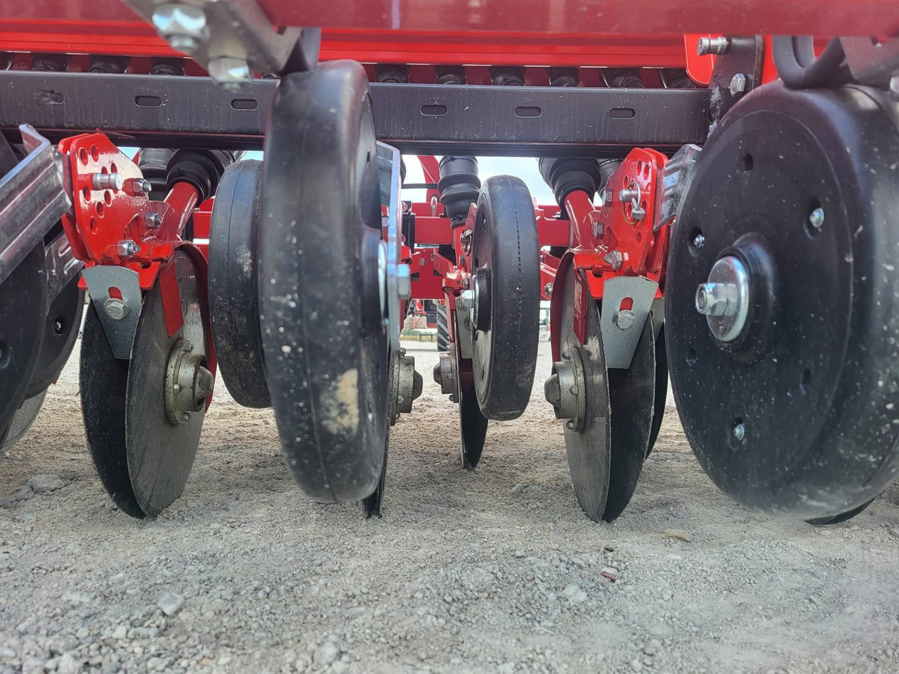 Seed drill Ozdoken mechanical seed drill Pertum-S 300 - double-disc - on stock: picture 7