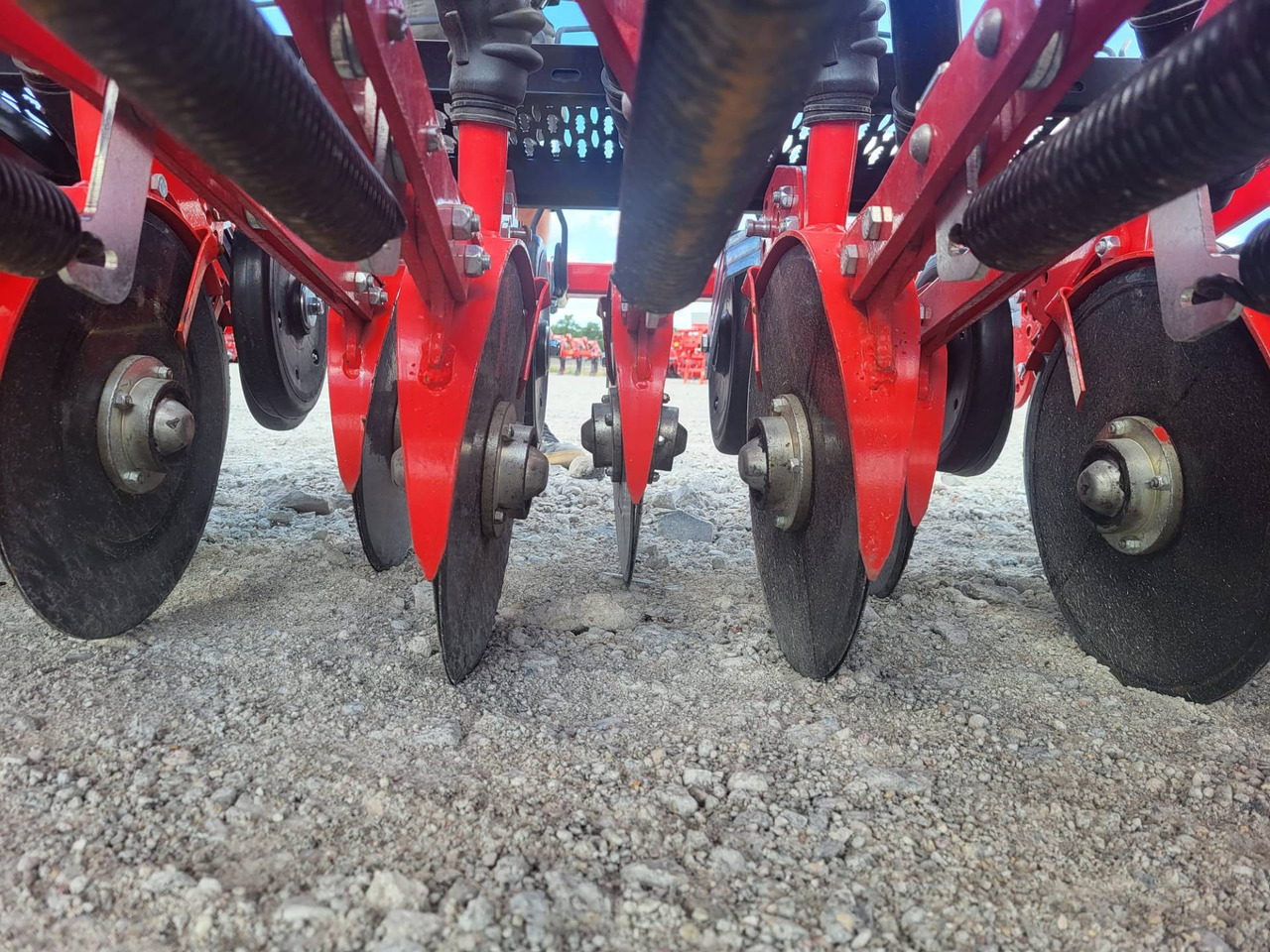 Seed drill Ozdoken mechanical seed drill Pertum-S 300 - double-disc - on stock: picture 8