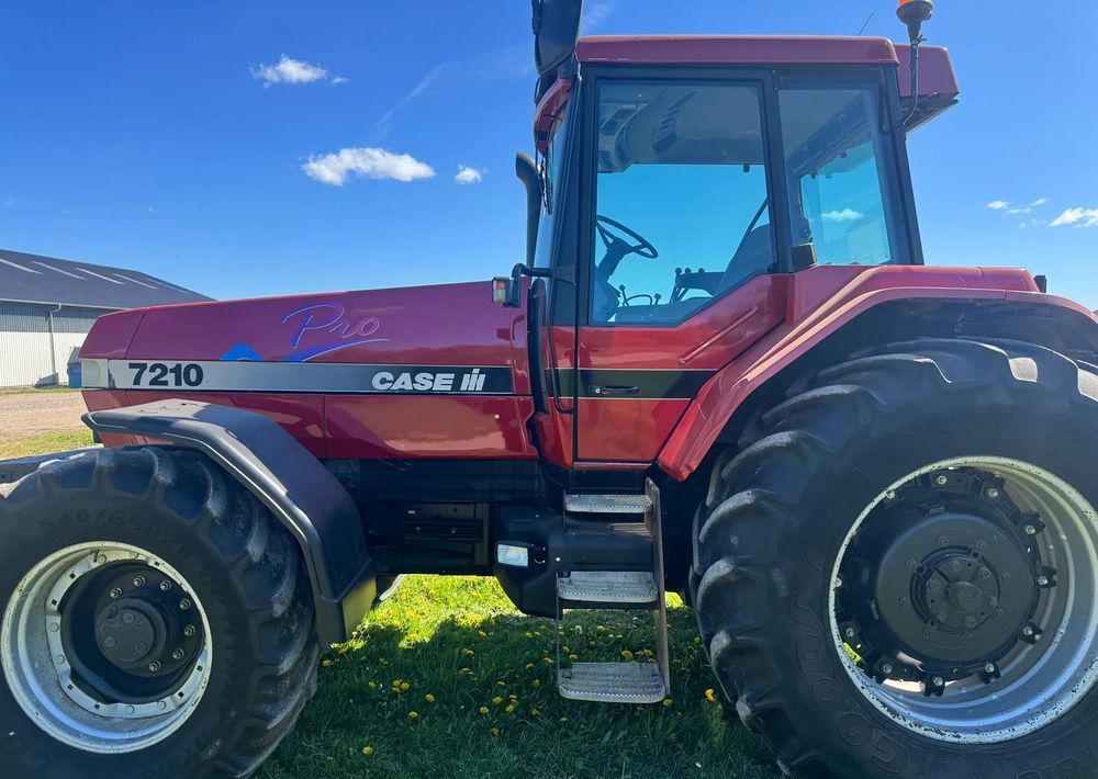 Case IH Magnum 7210 Pro - Farm tractor: picture 2 Case IH Magnum 7210 Pro - Farm tractor: picture 2