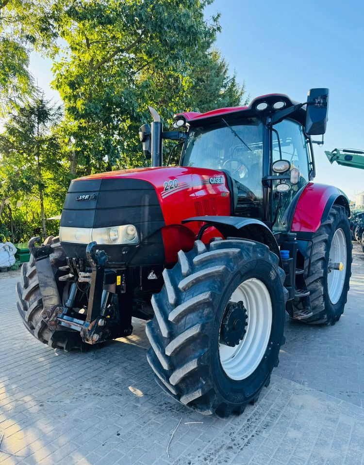 Case IH Puma 215 - Farm tractor: picture 1 Case IH Puma 215 - Farm tractor: picture 1