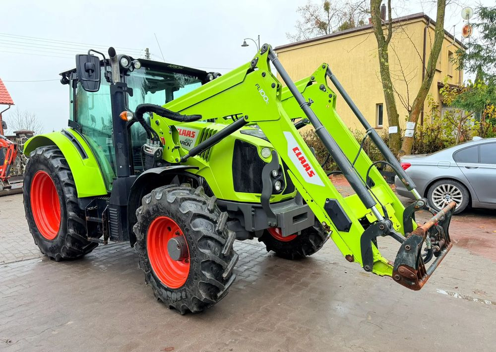 Claas Arion 420 - Farm tractor: picture 2 Claas Arion 420 - Farm tractor: picture 2