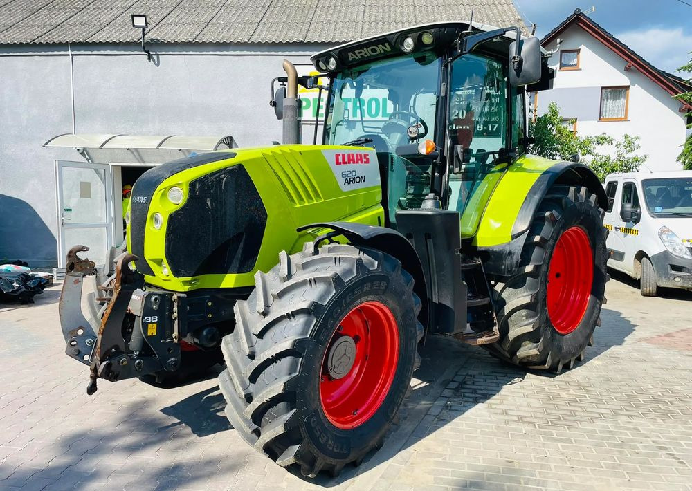 Claas Arion 620 - Farm tractor: picture 1 Claas Arion 620 - Farm tractor: picture 1