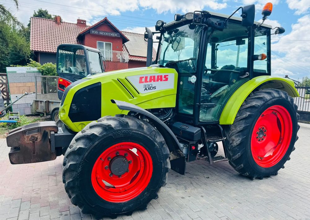 Claas Axos 330 - Farm tractor: picture 4 Claas Axos 330 - Farm tractor: picture 4