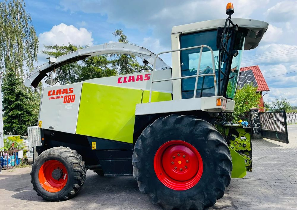 Claas Jaguar 880 - Forage harvester: picture 1 Claas Jaguar 880 - Forage harvester: picture 1