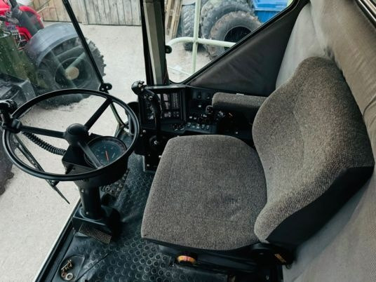 Claas MEGA 218 - Combine harvester: picture 3 Claas MEGA 218 - Combine harvester: picture 3