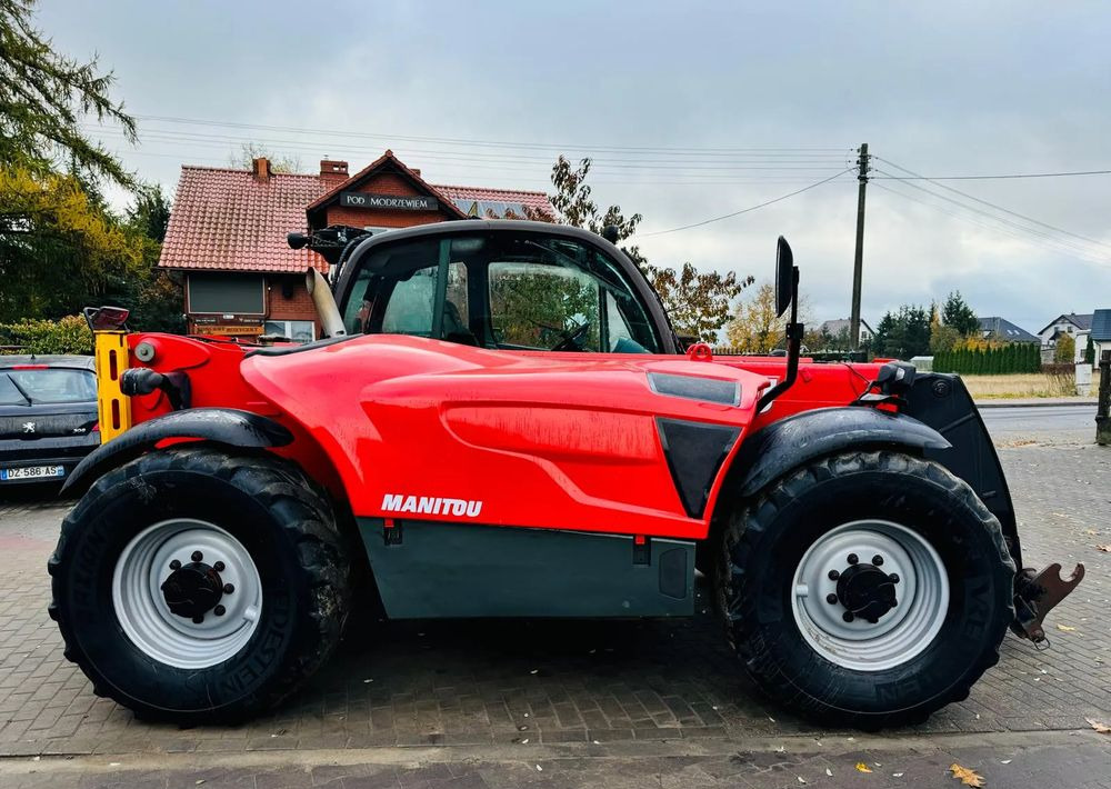 Manitou 840-137 - Telescopic handler: picture 3 Manitou 840-137 - Telescopic handler: picture 3