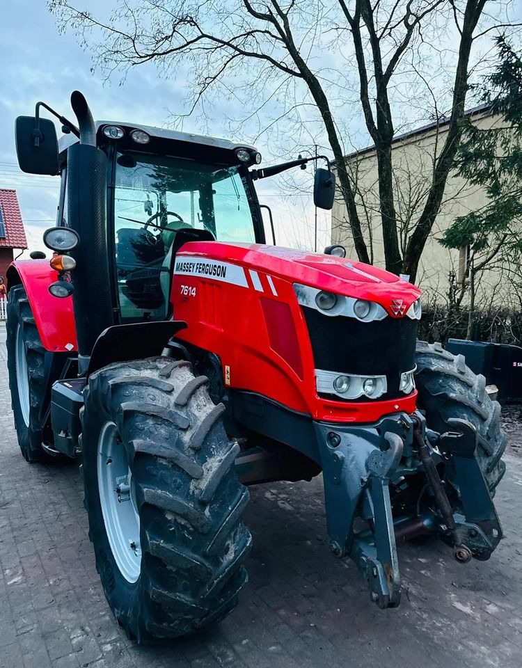 Massey Ferguson 6713 - Farm tractor: picture 2 Massey Ferguson 6713 - Farm tractor: picture 2