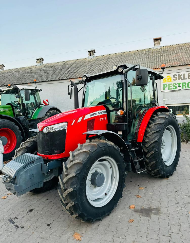 Massey Ferguson 6713 - Farm tractor: picture 1 Massey Ferguson 6713 - Farm tractor: picture 1