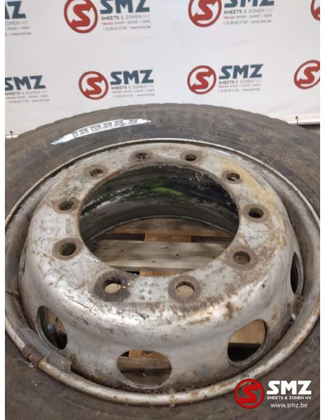 Bridgestone Occ vrachtwagenband Bridgestone 12R22.5 - Tire for Truck: picture 2 Bridgestone Occ vrachtwagenband Bridgestone 12R22.5 - Tire for Truck: picture 2