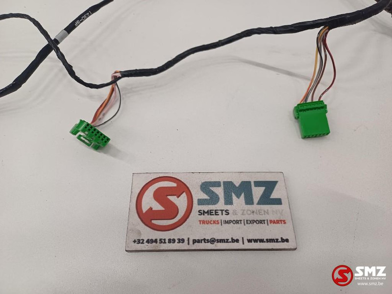 Caterpillar Air Conditioning Evaporation wire harness Caterpil - Cables/ Wire harness for Truck: picture 2 Caterpillar Air Conditioning Evaporation wire harness Caterpil - Cables/ Wire harness for Truck: picture 2