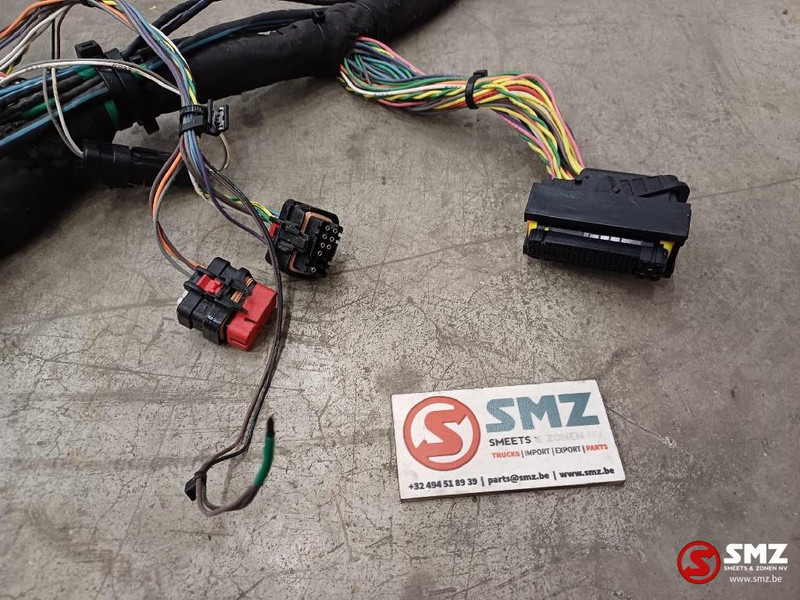 Caterpillar Cabin wire harness Caterpillar - Cables/ Wire harness for Truck: picture 5 Caterpillar Cabin wire harness Caterpillar - Cables/ Wire harness for Truck: picture 5