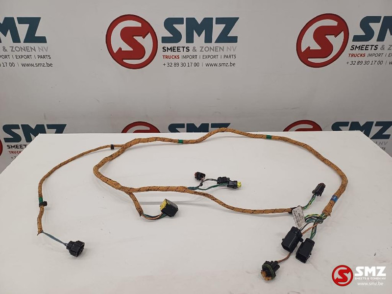 Caterpillar Wire harness Caterpillar - Cables/ Wire harness for Material handling equipment: picture 1 Caterpillar Wire harness Caterpillar - Cables/ Wire harness for Material handling equipment: picture 1