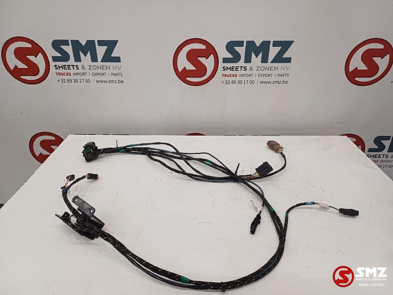 Caterpillar Wiring harnesses chassis + lightning Caterpillar - Cables/ Wire harness for Truck: picture 1 Caterpillar Wiring harnesses chassis + lightning Caterpillar - Cables/ Wire harness for Truck: picture 1