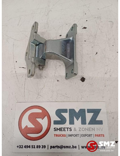 DAF Lot van 3 deurscharnieren linksonder / rechtsb - Door and parts for Truck: picture 2 DAF Lot van 3 deurscharnieren linksonder / rechtsb - Door and parts for Truck: picture 2