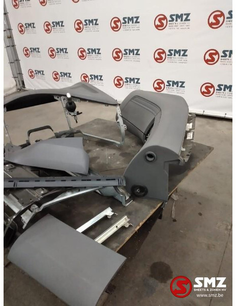 DAF Occ Interieurdeel Daf XF 106 - Cab and interior for Truck: picture 3 DAF Occ Interieurdeel Daf XF 106 - Cab and interior for Truck: picture 3