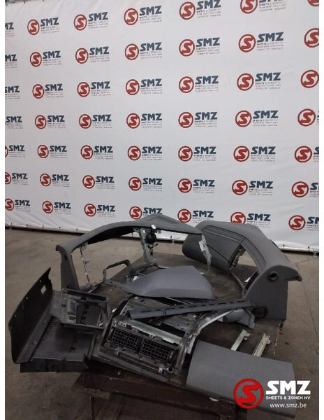 DAF Occ Interieurdeel Daf XF 106 - Cab and interior for Truck: picture 1 DAF Occ Interieurdeel Daf XF 106 - Cab and interior for Truck: picture 1