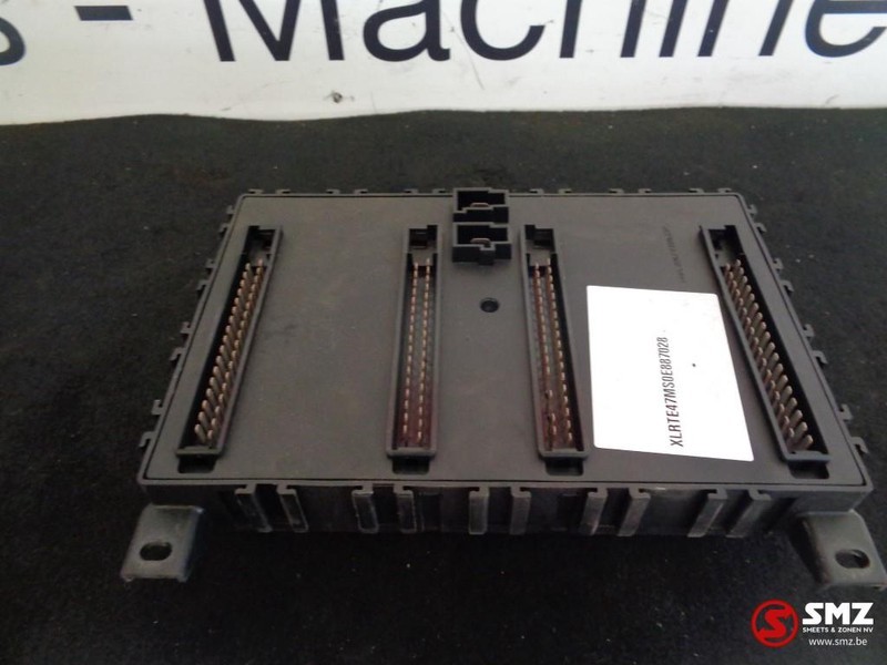 DAF Occ Zekeringskast daf 1795419 - Fuse for Truck: picture 3 DAF Occ Zekeringskast daf 1795419 - Fuse for Truck: picture 3