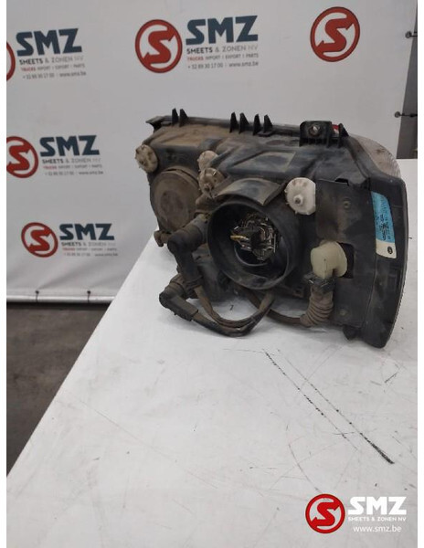 DAF Occ koplamp rechts DAF XF95 1641741 - Headlight for Truck: picture 3 DAF Occ koplamp rechts DAF XF95 1641741 - Headlight for Truck: picture 3