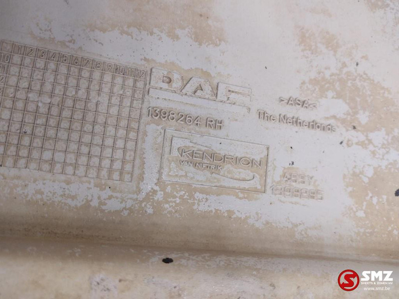 DAF Occ koplamppaneel rechts Daf 1398285 - Bumper for Truck: picture 4 DAF Occ koplamppaneel rechts Daf 1398285 - Bumper for Truck: picture 4
