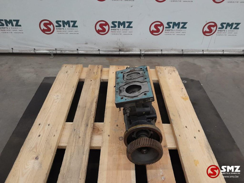 DAF Occ luchtcompressor + sturrbekrachtigingspomp DAF - Engine and parts for Truck: picture 4 DAF Occ luchtcompressor + sturrbekrachtigingspomp DAF - Engine and parts for Truck: picture 4