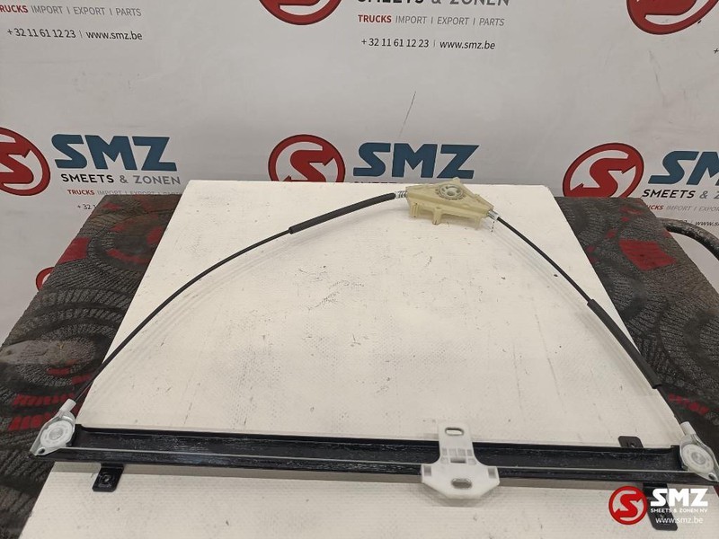 DAF Raammechanisme daf xf l zonder motor - Window lift motor for Truck: picture 1 DAF Raammechanisme daf xf l zonder motor - Window lift motor for Truck: picture 1