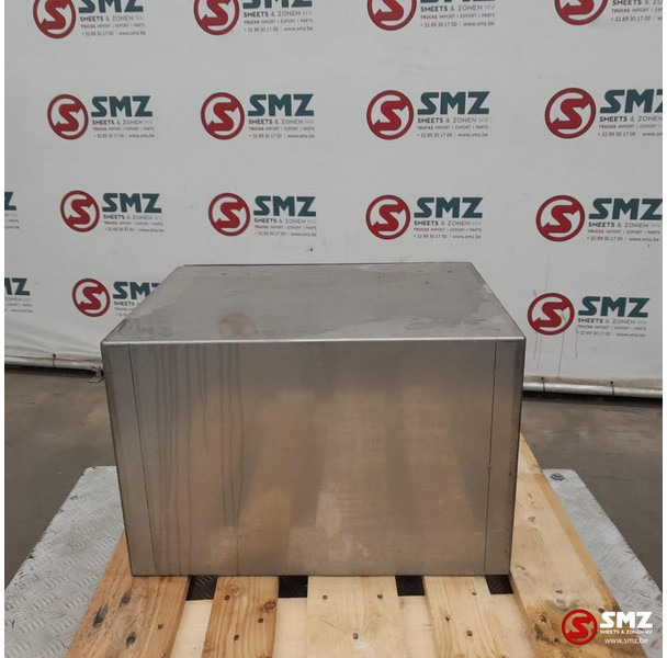 Diversen Occ gereedschapskoffer 60 cm x 50 cm x 40 cm - Frame/ Chassis for Truck: picture 2 Diversen Occ gereedschapskoffer 60 cm x 50 cm x 40 cm - Frame/ Chassis for Truck: picture 2