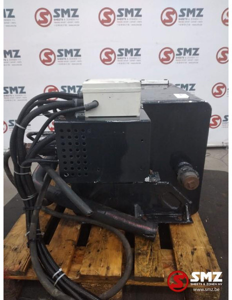 Diversen Occ hydrauliektank 150L 60cmx50cmx50cm - Hydraulic tank for Truck: picture 1 Diversen Occ hydrauliektank 150L 60cmx50cmx50cm - Hydraulic tank for Truck: picture 1