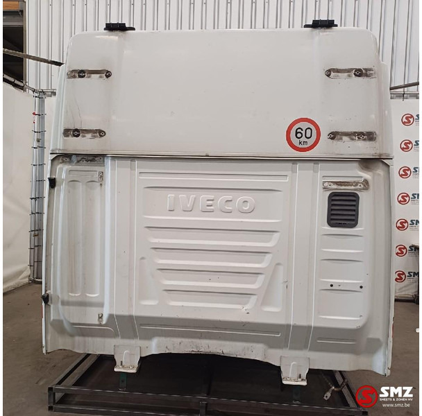 Iveco Occ cabine compleet Stralis Hi-Way Iveco - Cab and interior for Truck: picture 5 Iveco Occ cabine compleet Stralis Hi-Way Iveco - Cab and interior for Truck: picture 5