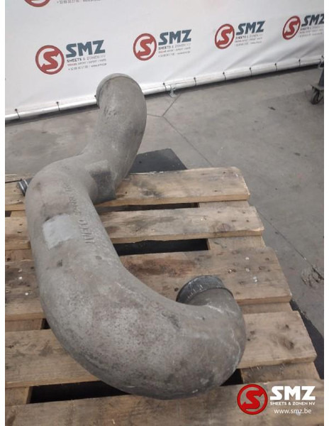 Iveco Occ inlaatspruitstuk Iveco - Engine and parts for Truck: picture 2 Iveco Occ inlaatspruitstuk Iveco - Engine and parts for Truck: picture 2