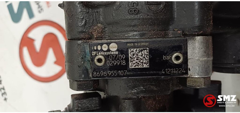 Iveco Occ luchtcompressor + stuuurbekrachtigingspomp F3A - Engine and parts for Truck: picture 4 Iveco Occ luchtcompressor + stuuurbekrachtigingspomp F3A - Engine and parts for Truck: picture 4