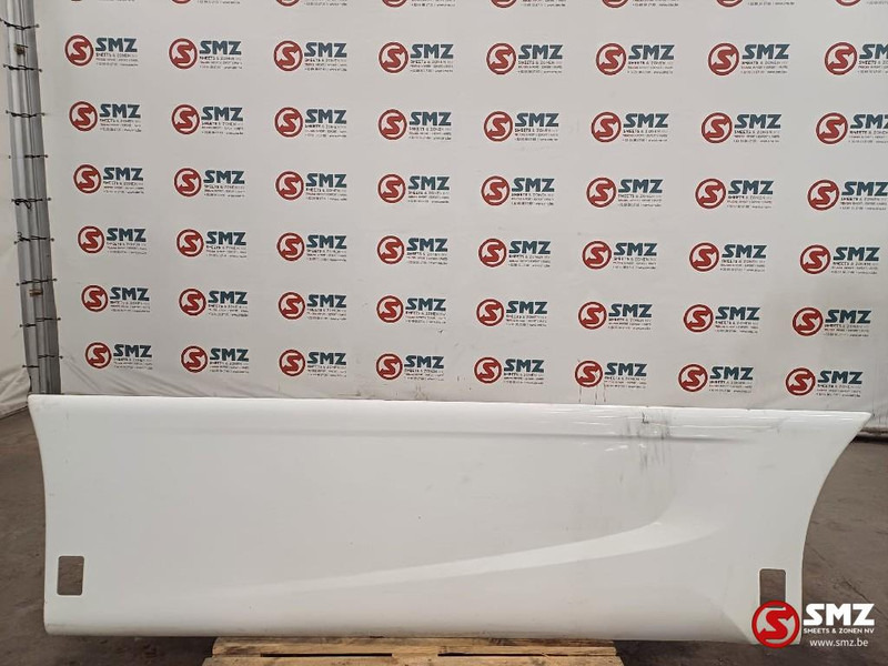 Iveco Occ side skirt links Iveco - Frame/ Chassis for Truck: picture 1 Iveco Occ side skirt links Iveco - Frame/ Chassis for Truck: picture 1