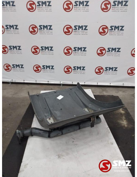 Iveco Occ spatbord links Iveco 41016379 - Body and exterior for Truck: picture 3 Iveco Occ spatbord links Iveco 41016379 - Body and exterior for Truck: picture 3