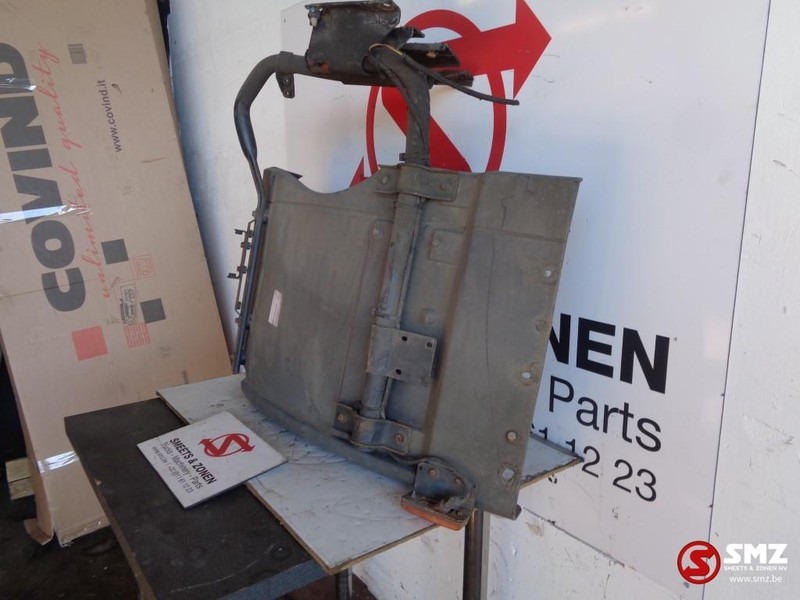 Iveco Occ spatbord links voor - Body and exterior for Truck: picture 3 Iveco Occ spatbord links voor - Body and exterior for Truck: picture 3