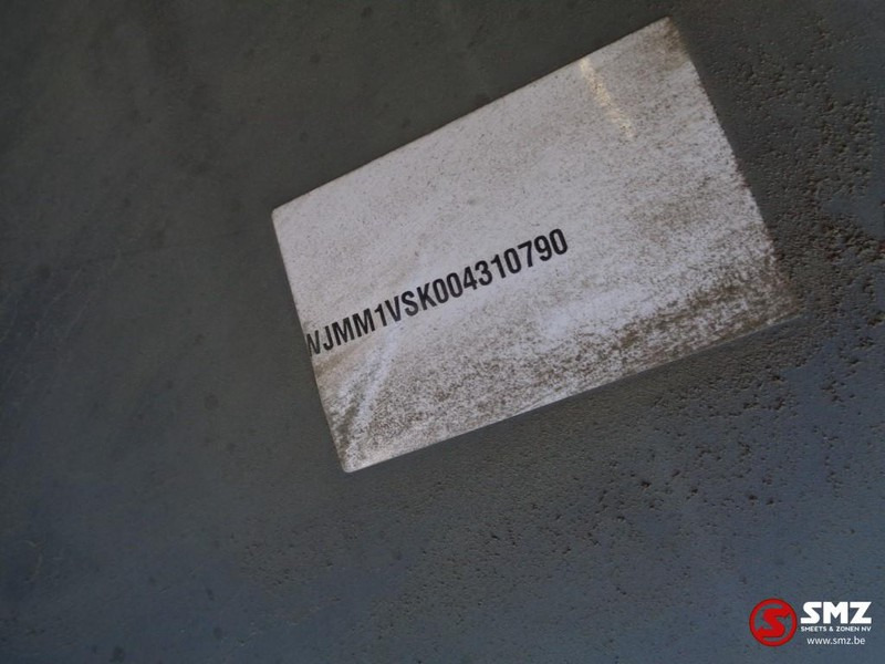 Iveco Occ spatbord links voor - Body and exterior for Truck: picture 4 Iveco Occ spatbord links voor - Body and exterior for Truck: picture 4