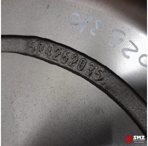 Iveco Occ vliegwiel F4AFE611 Iveco - Engine and parts for Truck: picture 3 Iveco Occ vliegwiel F4AFE611 Iveco - Engine and parts for Truck: picture 3