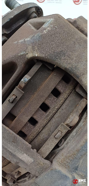 Iveco Occ wielnaaf + remklauw links meeloopas Iveco - Steering for Truck: picture 5 Iveco Occ wielnaaf + remklauw links meeloopas Iveco - Steering for Truck: picture 5