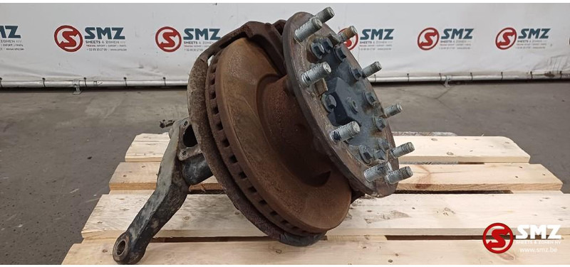 Iveco Occ wielnaaf + remklauw links meeloopas Iveco - Steering for Truck: picture 3 Iveco Occ wielnaaf + remklauw links meeloopas Iveco - Steering for Truck: picture 3