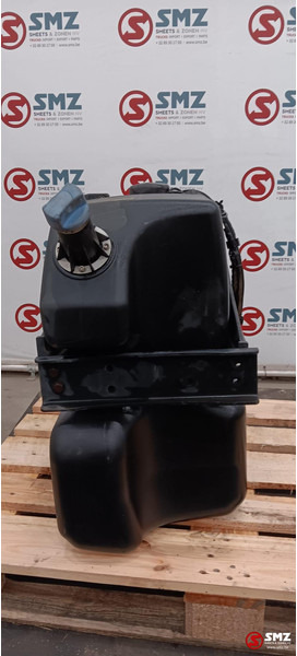MAN Occ AdBlue tank + pomp MAN - Fuel system for Truck: picture 2 MAN Occ AdBlue tank + pomp MAN - Fuel system for Truck: picture 2