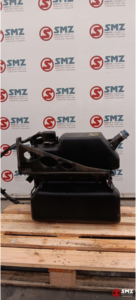 MAN Occ AdBlue tank + pomp MAN - Fuel system for Truck: picture 1 MAN Occ AdBlue tank + pomp MAN - Fuel system for Truck: picture 1